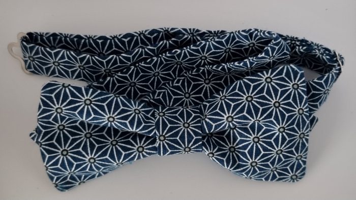 Nœud Papillon classe bleu avec pochette