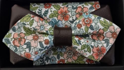 Nœud papillon simili cuir marron/vert fleuri avec sa pochette